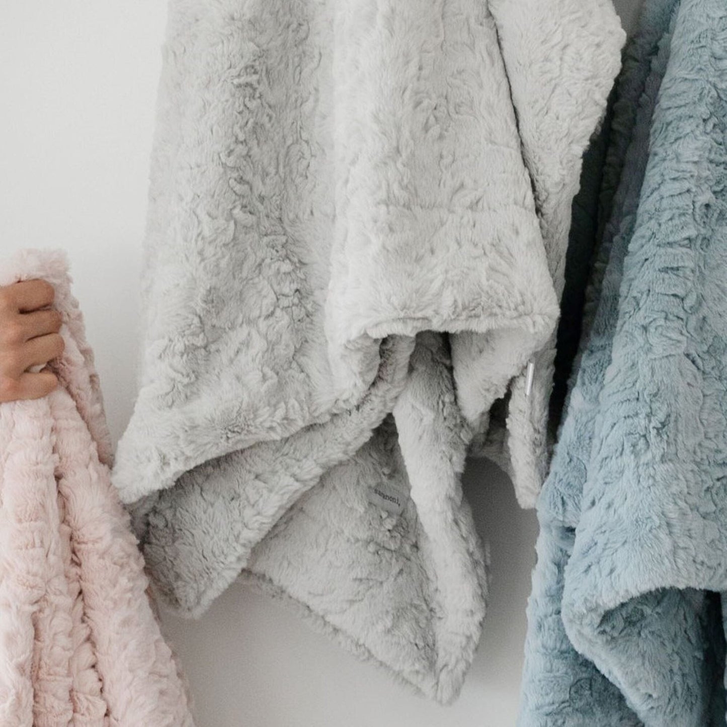 DREAM MINI BLANKETS