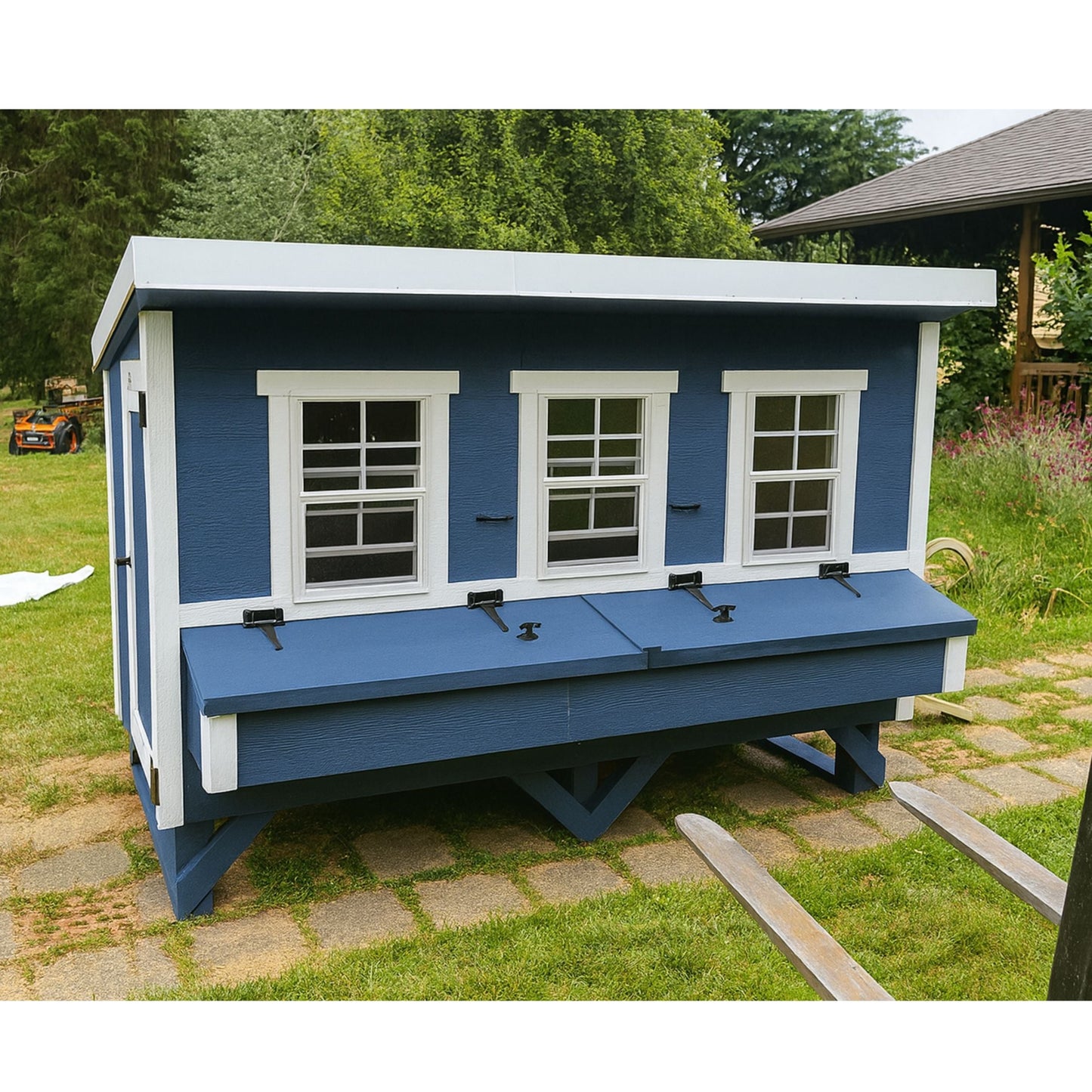 XL Chicken Coop - Up to 20 Chickens